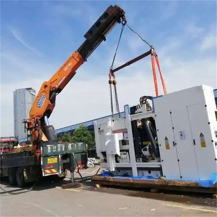 钦州附近小吊车联系方式|8-16吨|本地及时服务